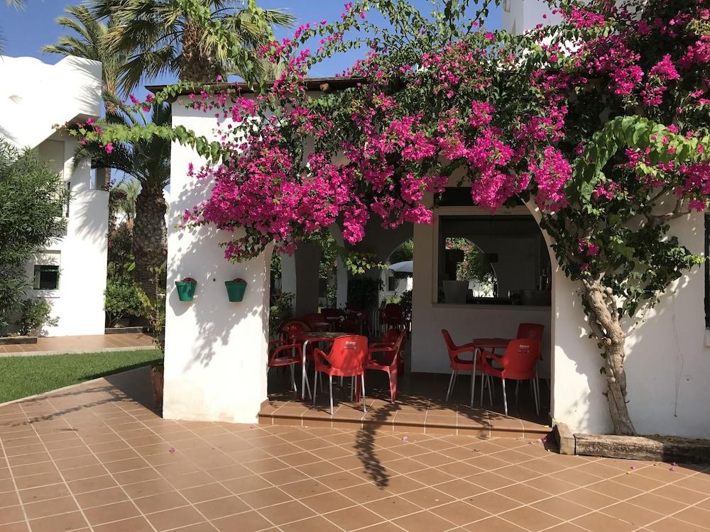 Apartamentos Torrelaguna 베라 외부 사진