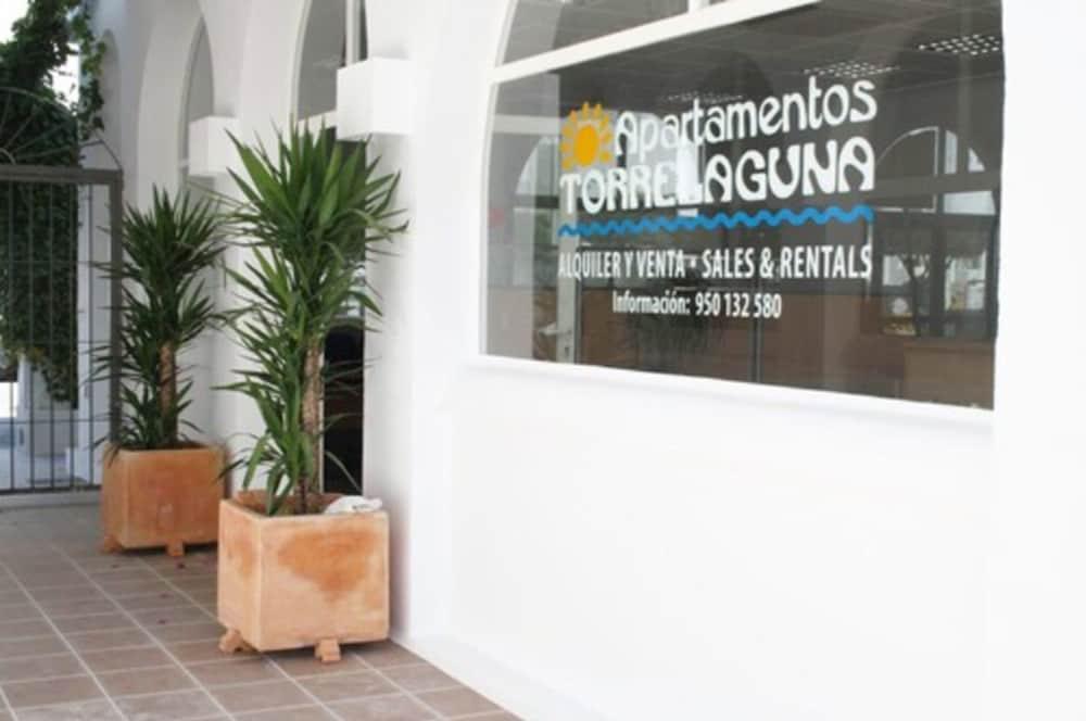 Apartamentos Torrelaguna 베라 외부 사진