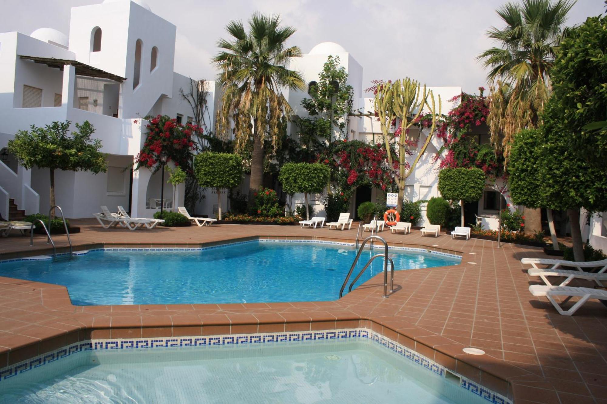 Apartamentos Torrelaguna 베라 외부 사진