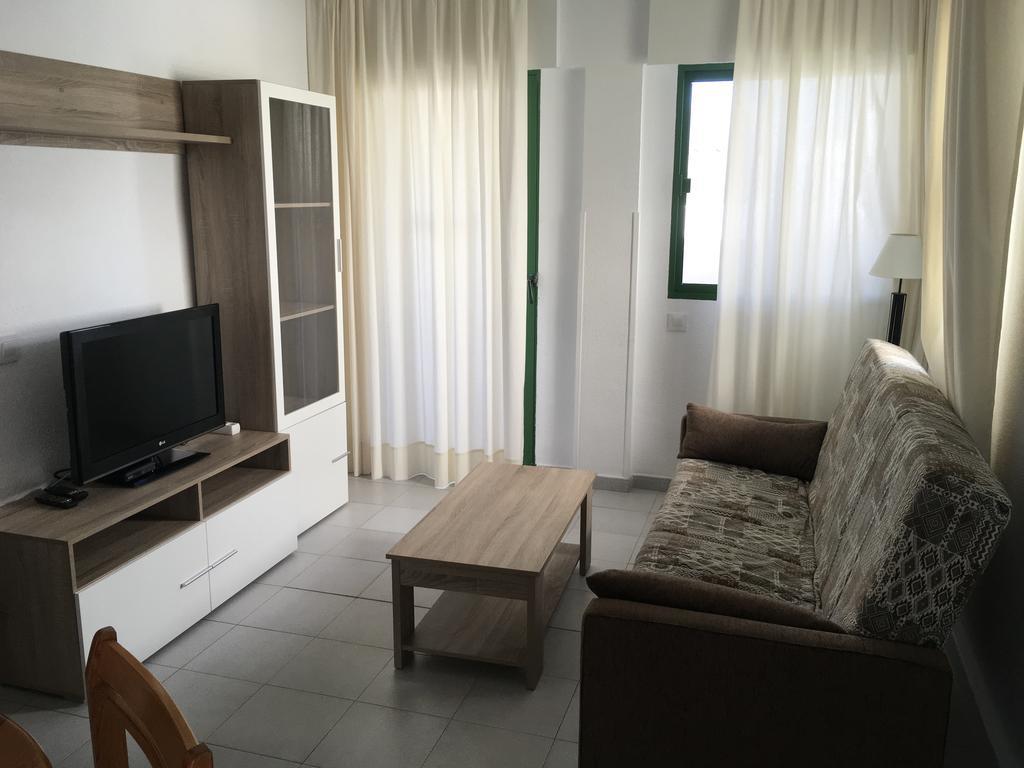 Apartamentos Torrelaguna 베라 외부 사진
